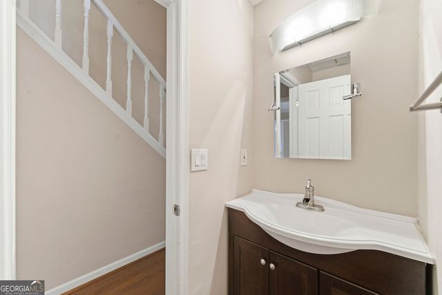 2709 Hawk Drive NE, Marietta, GA 30066