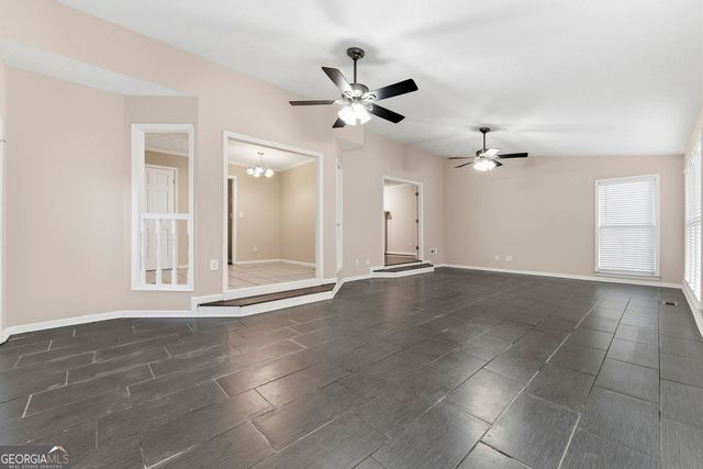 2709 Hawk Drive NE, Marietta, GA 30066