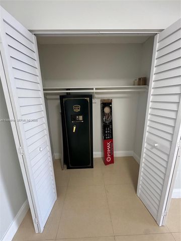 7745 SW 86th St D-315, Miami, FL 33143