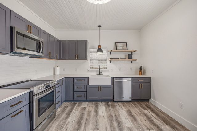 412 N Kirk Street, Hico, TX 76457