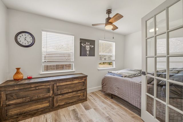 412 N Kirk Street, Hico, TX 76457