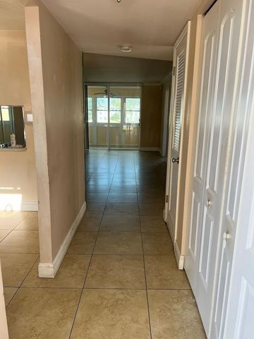 8200 Sunrise Lakes Boulevard 212, Sunrise, FL 33322