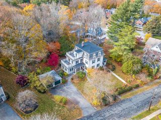 7-7A Brooks St, Winchester, MA 01890