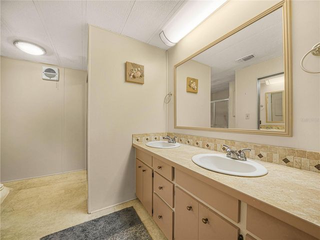 1632 FOXWAY DRIVE, Lakeland, FL 33810