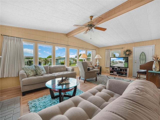 1632 FOXWAY DRIVE, Lakeland, FL 33810
