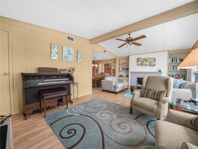 1632 FOXWAY DRIVE, Lakeland, FL 33810