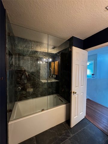 1519 Snow Trail, Lewisville, TX 75077