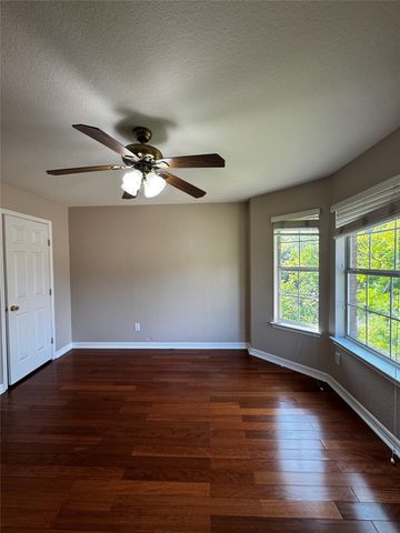 1519 Snow Trail, Lewisville, TX 75077
