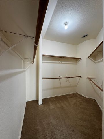 1519 Snow Trail, Lewisville, TX 75077