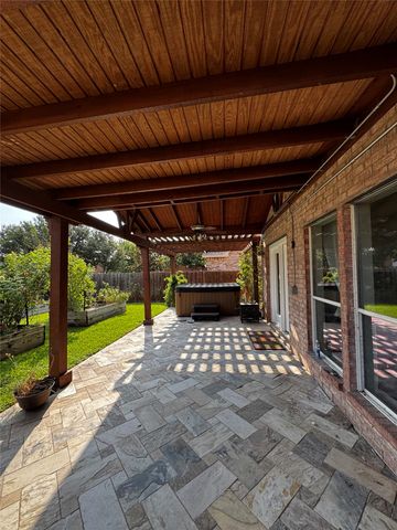 1519 Snow Trail, Lewisville, TX 75077
