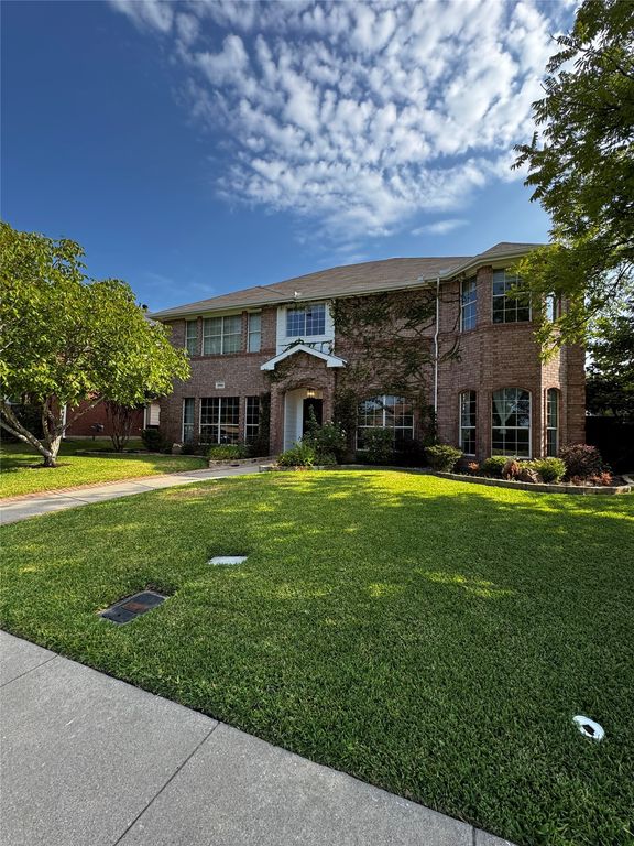 1519 Snow Trail, Lewisville, TX 75077