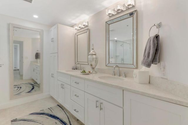 2000 S Highway A1a Highway N104, Jupiter, FL 33477