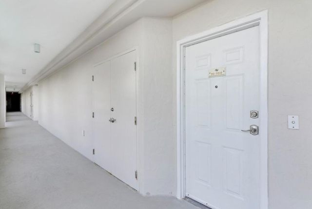 2000 S Highway A1a Highway N104, Jupiter, FL 33477