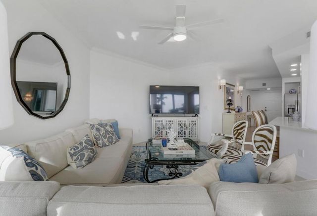 2000 S Highway A1a Highway N104, Jupiter, FL 33477