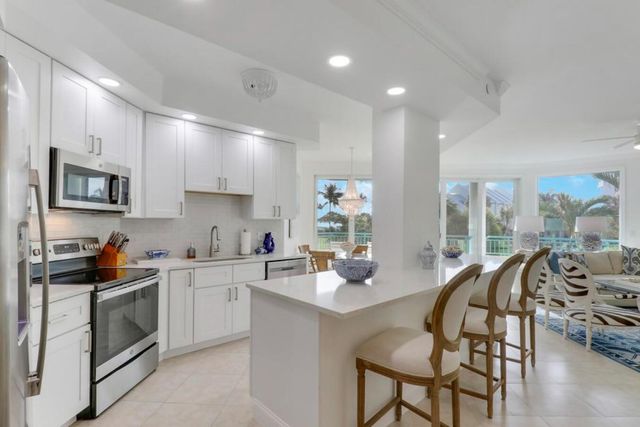 2000 S Highway A1a Highway N104, Jupiter, FL 33477