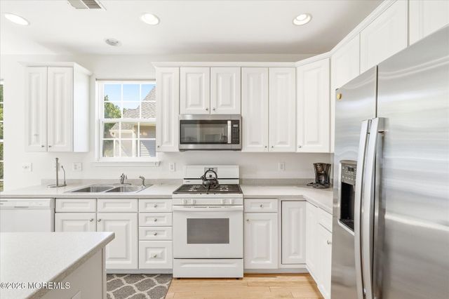 106 Lakeland Drive, Barnegat, NJ 08005