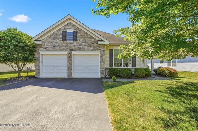 106 Lakeland Drive, Barnegat, NJ 08005