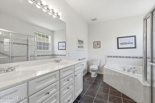 106 Lakeland Drive, Barnegat, NJ 08005
