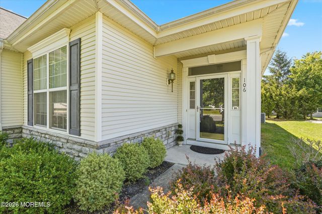 106 Lakeland Drive, Barnegat, NJ 08005