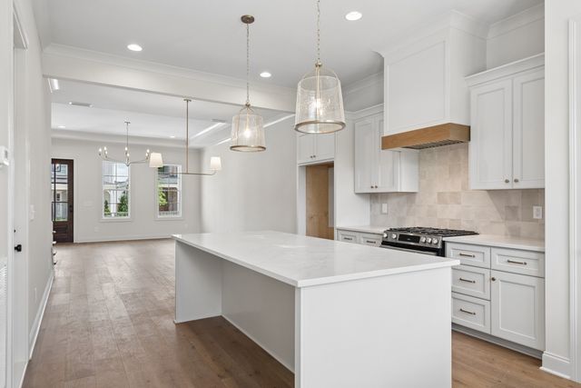 4011 Forestside Dr, Franklin, TN 37064