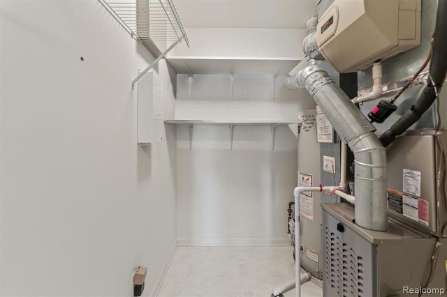 4200 Addington Drive, Commerce Twp, MI 48390