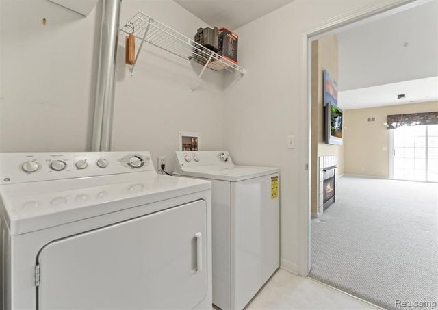 4200 Addington Drive, Commerce Twp, MI 48390