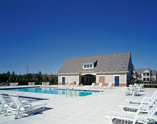 4200 Addington Drive, Commerce Twp, MI 48390