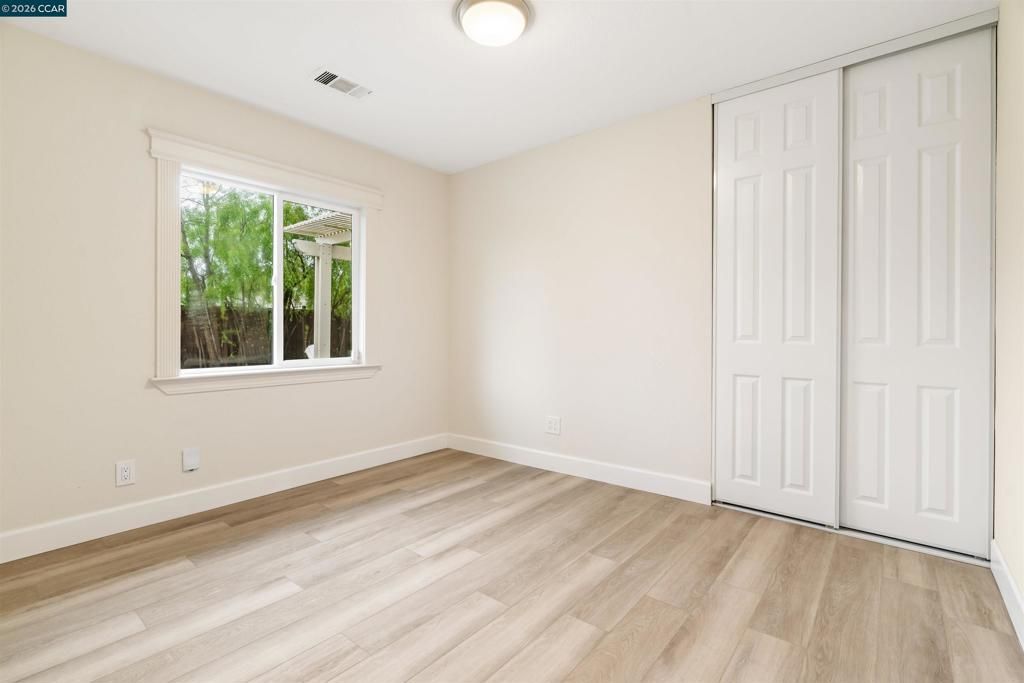 Image 14 of property listing at 113 Margie Drive, Pleasant Hill, CA 94523