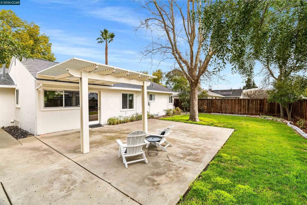 Image 22 of property listing at 113 Margie Drive, Pleasant Hill, CA 94523