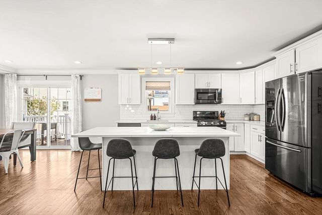 360 Lynn St, Malden, MA 02148