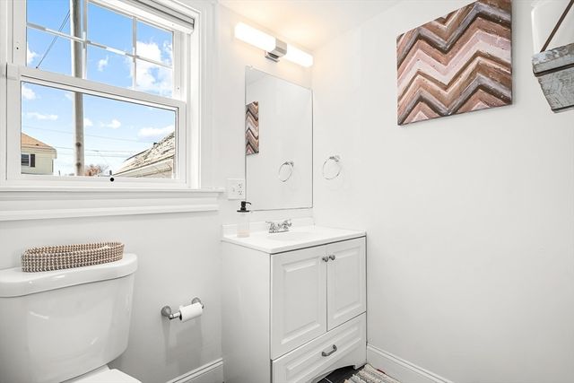 360 Lynn St, Malden, MA 02148