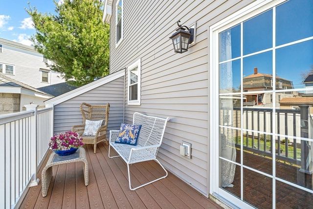 360 Lynn St, Malden, MA 02148
