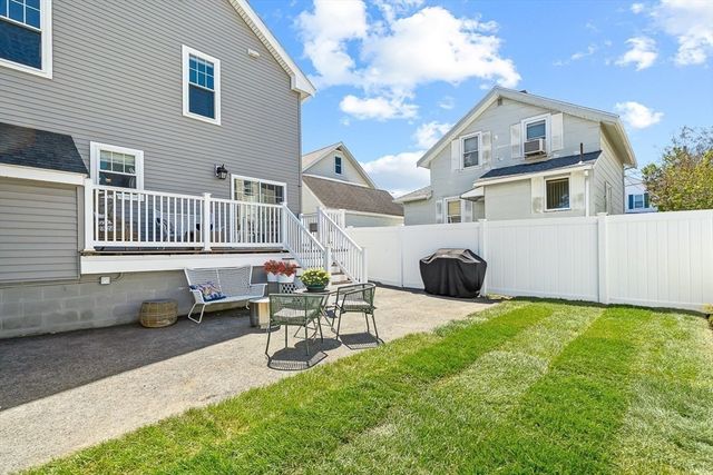 360 Lynn St, Malden, MA 02148