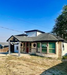 2530 Sylvia Street, Dallas, TX 75241