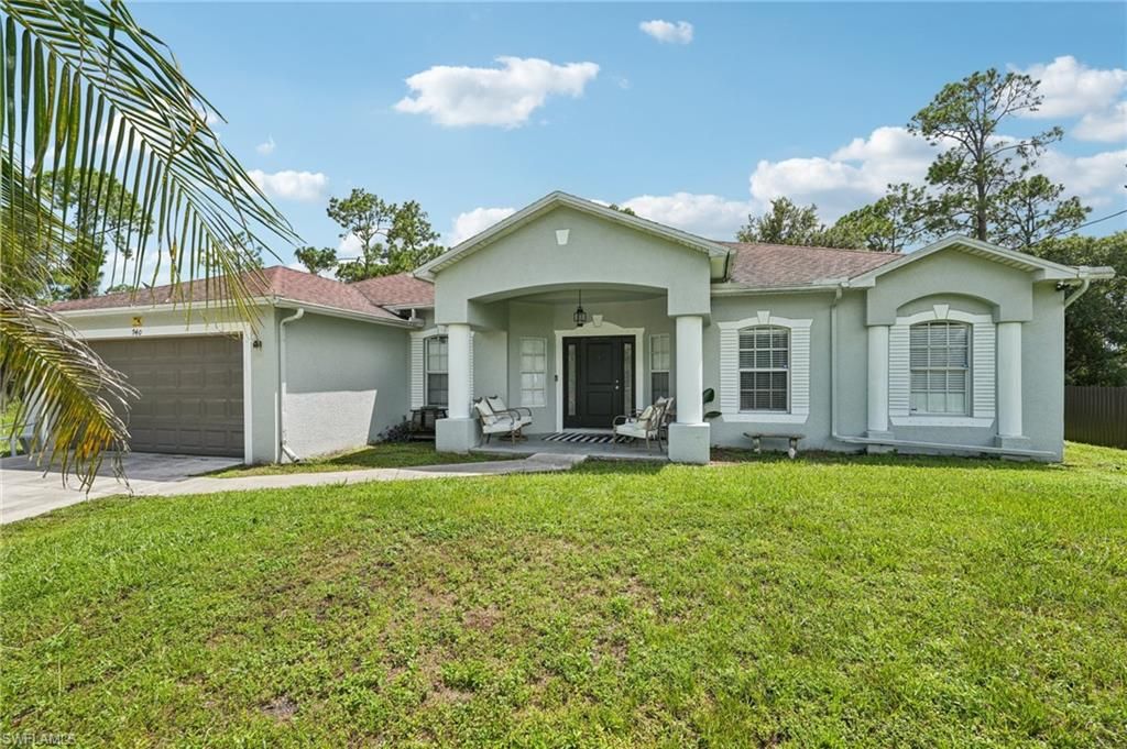 940 Brainard ST E, Lehigh Acres, FL 33974