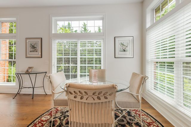 905 Hickory Drive, Western Springs, IL 60558