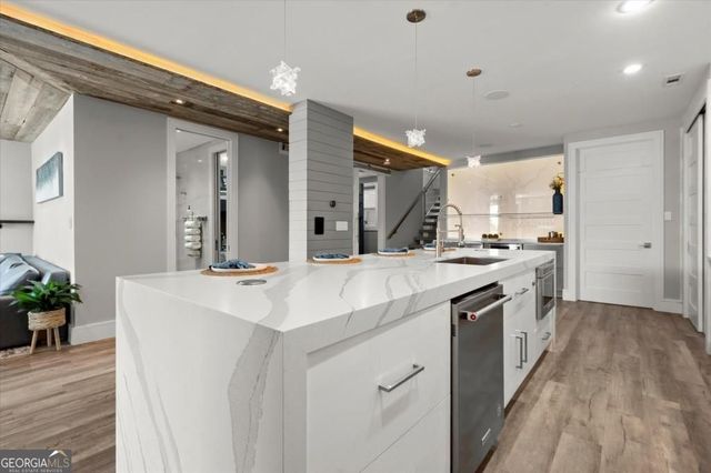 2300 Habersham Marina Road 102, Cumming, GA 30041