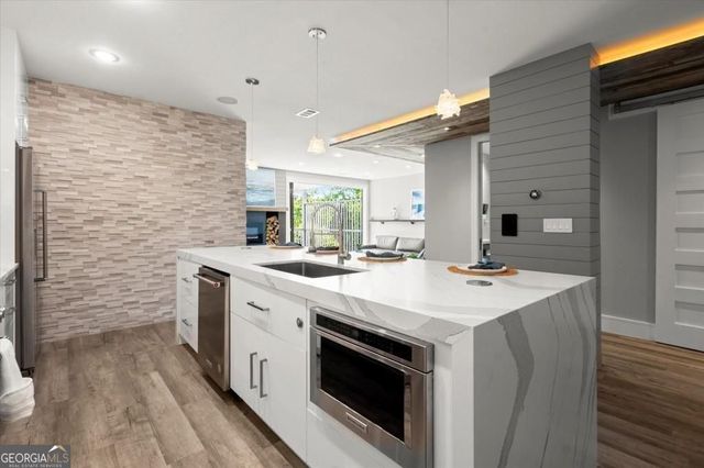 2300 Habersham Marina Road 102, Cumming, GA 30041