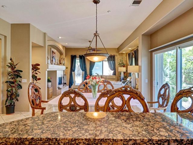 36 Vista Mirage Way, Rancho Mirage, CA 92270
