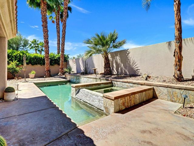 36 Vista Mirage Way, Rancho Mirage, CA 92270