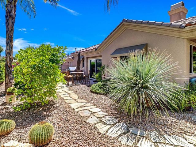 36 Vista Mirage Way, Rancho Mirage, CA 92270