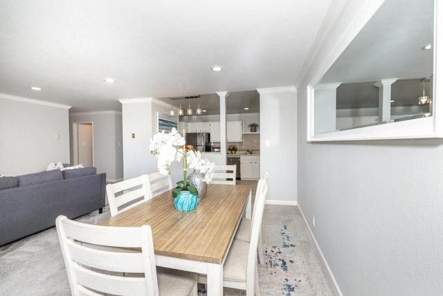 1171 Compass Lane 216, Foster City, CA 94404