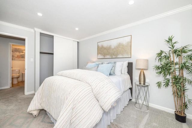 1171 Compass Lane 216, Foster City, CA 94404