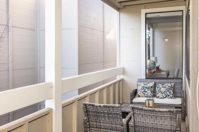 1171 Compass Lane 216, Foster City, CA 94404