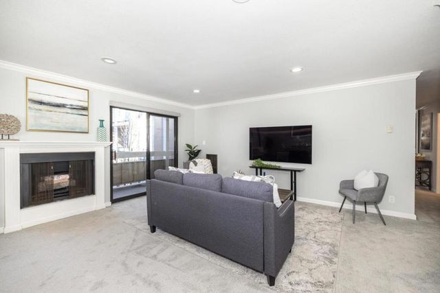 1171 Compass Lane 216, Foster City, CA 94404