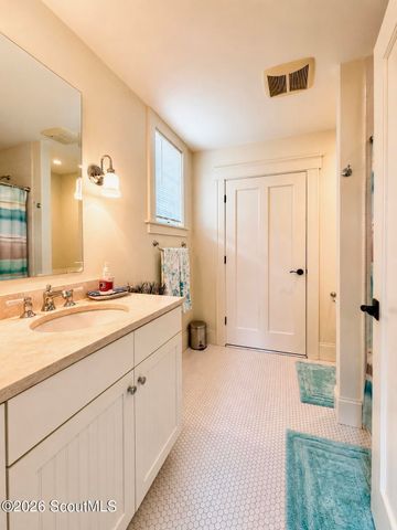 256 Bottlebrush Walk, Brunswick, GA 31525