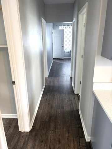 2917 W Pershing Road 2, Chicago, IL 60632