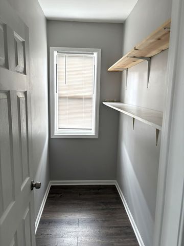 2917 W Pershing Road 2, Chicago, IL 60632