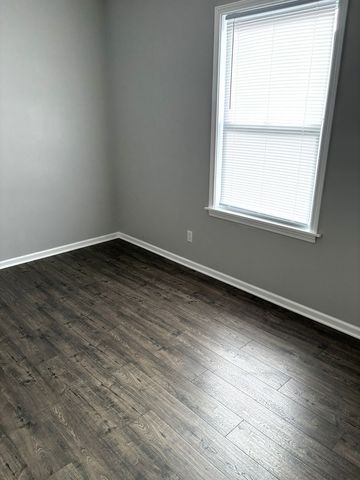 2917 W Pershing Road 2, Chicago, IL 60632