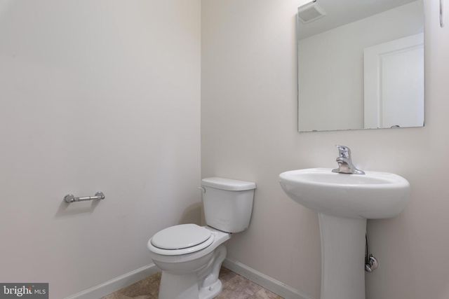 5155 LAUREL VALLEY LANE, Enola, PA 17025